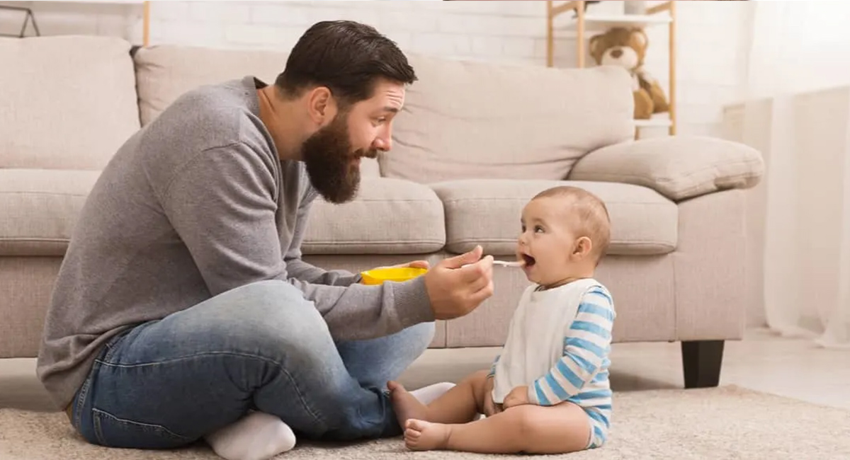 ¿Qué hacer si el bebé rechaza la comida?