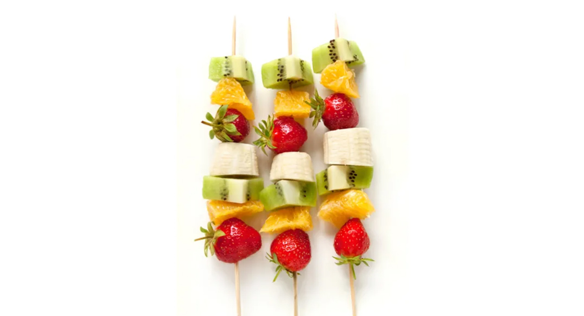 Brocheta de frutas
