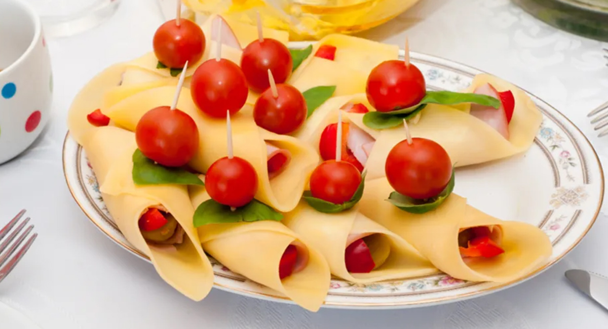 Aperitivos de jamón y queso